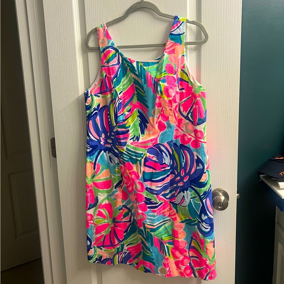 Size 12. NWOT. Bright and fun. Lilly Pulitzer - Picture 1 of 4